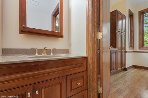 2245 Polk St, Chicago IL 60612-4126 exterior