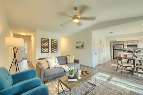 7705 Evaline Ln, Austin TX 78745-7464 exterior