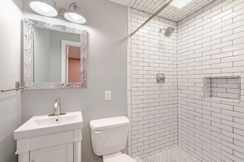 147 Cranbrooke Dr, Moon Twp PA  15108-9118 exterior