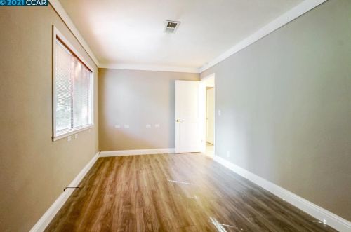 790 Charlton Dr, Concord CA 94523-3551 exterior