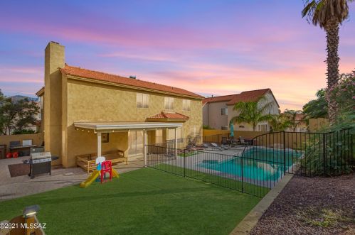 11871 Gray Eagle Ave, Tucson AZ 85737-8662 exterior