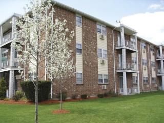 27 Independence Dr, Methuen MA  01844-5723 exterior