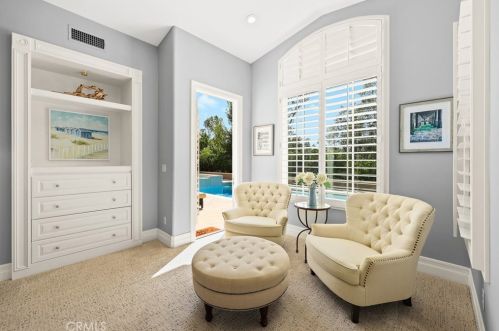 2440 Bronzewood Dr, Tustin CA  92782-4321 exterior