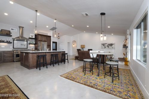 64381 Galveston Ln, Tucson AZ 85739-1022 exterior