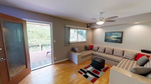 2269 Okoa St, Honolulu HI 96821-2650 exterior