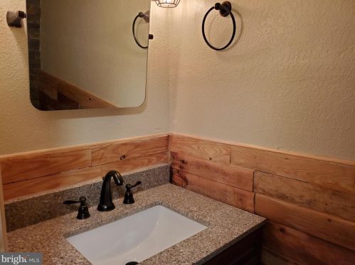 205 Blackfoot Trl, Browns Mills NJ 08015-6214 exterior