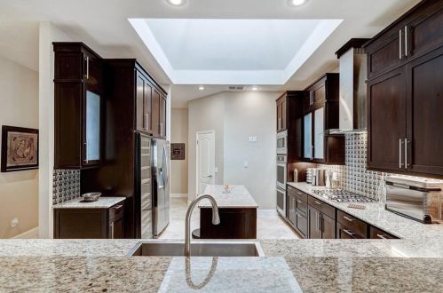 6408 Convict Hill Rd, Austin TX 78749-2348 exterior