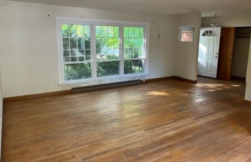 1800 61st Ave, Gary, IN 46410-2324