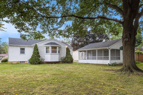 2335 Sharon Ave, Wyoming MI exterior