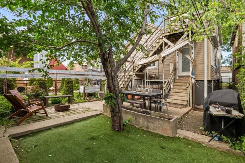 464 Artesian Ave, Chicago IL 60629-1210 exterior