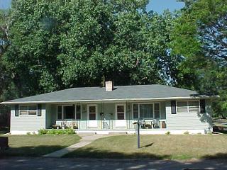 4903 Camden Rd, Madison WI  53716-2229 exterior