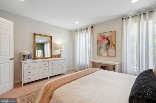 4205 Houghton St, Philadelphia PA  19128-1722 exterior