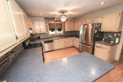 813 Peale St, Joliet IL 60433-2139 exterior