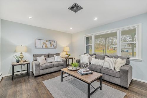 123 Clover St, Windsor, CT 06095-3710