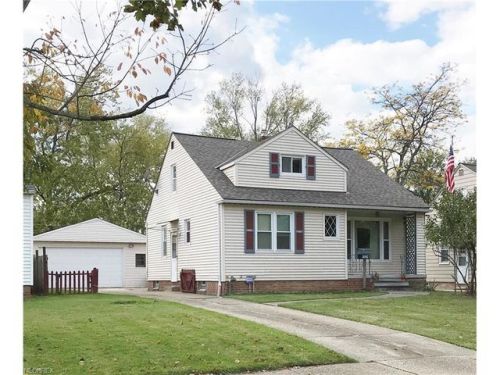 1640 Harwich Rd, Cleveland, OH 44124-2766