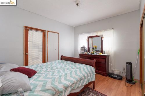 1531 Fairview St, Berkeley CA 94703-2413 exterior