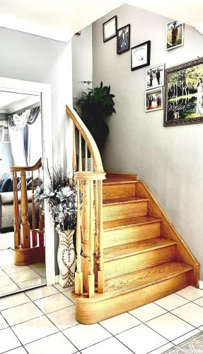 39 Neck Ct, Babylon NY 11704-7507 exterior