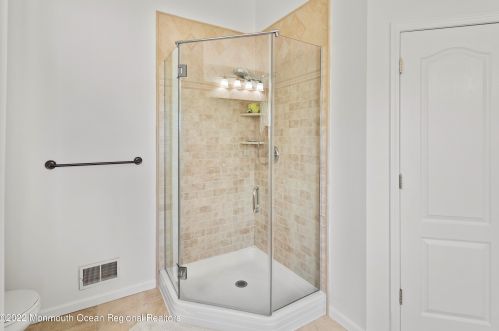 591 Derose Ln, East Freehold NJ 07728-9236 exterior