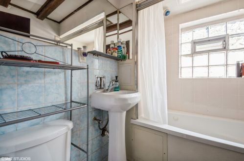 4023 Kilbourn Ave, Chicago IL 60641-1909 exterior