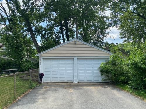 38 Chase Ave, Springfield MA 01108-1601 exterior