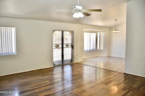 9789 Paseo Del Tornasol, Tucson AZ 85747-5015 exterior