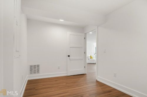 1261 Bernadette Ln, Atlanta GA 30329-3401 exterior