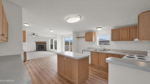 43710 12 St, Phoenix AZ 85086-6477 exterior