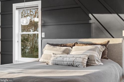 6714 Van Fleet Dr, Mc Lean VA  22101-5140 exterior