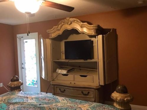 570 Ryder Rd, Fort Pierce FL 34953-6003 exterior