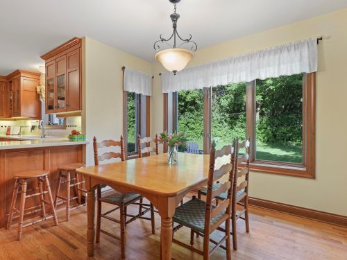 11955 Rebecca Ct, Milwaukee WI 53228-1888 exterior