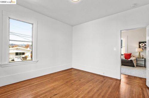 2736 Wallace St, Berkeley CA 94702-2232 exterior