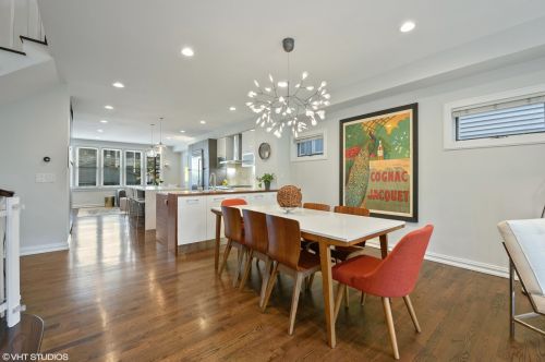 1321 Nelson St, Chicago IL 60657-3103 exterior