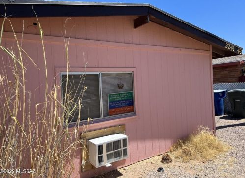 3241 Monte Vis Dr, Tucson AZ 85712-1630 exterior