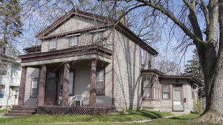 168 Lincoln Ave, Aurora IL  60505-4236 exterior