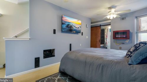 2440 Lawrence St, Philadelphia PA 19120-2807 exterior