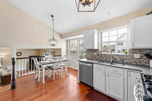 1772 Kennsington Ln, Bull Valley IL 60014-2047 exterior