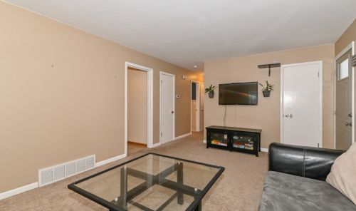 4017 54 St, Milwaukee WI 53220-2613 exterior