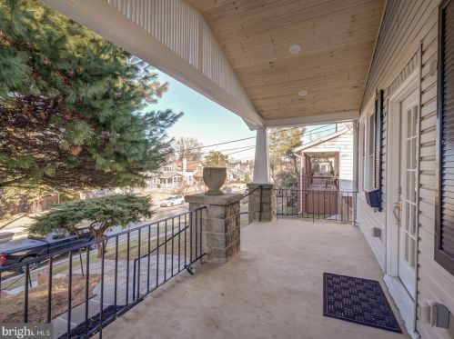 1805 Kearny St, Washington DC  20018-2435 exterior