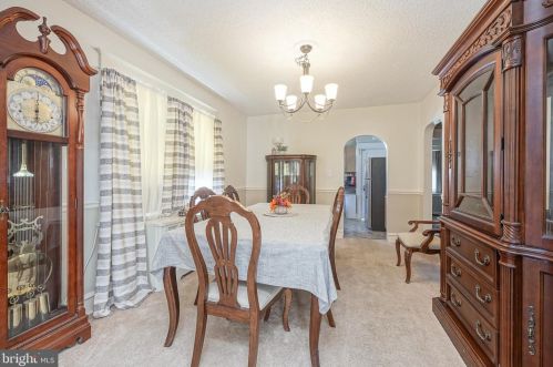 111 Oakland Ave, Camden NJ 08107-1212 exterior