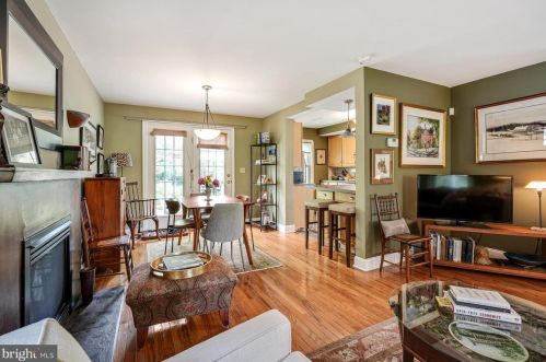 1708 Riverside Dr, Trenton NJ 08618-5843 exterior