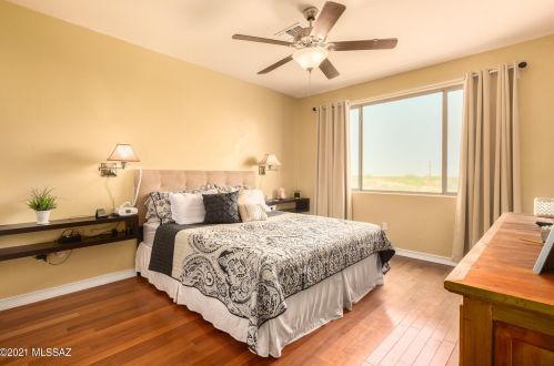 8254 Camino Serpe, Tucson AZ  85747-9030 exterior