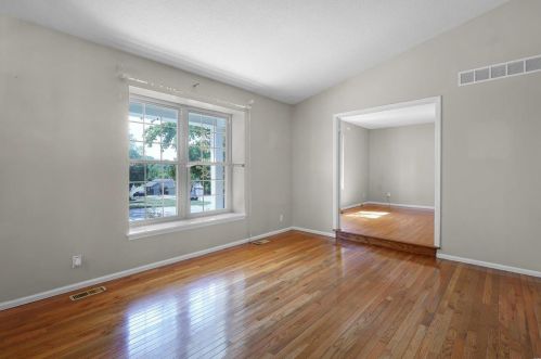 2755 Meramar Dr, Saint Louis MO 63129-5639 exterior