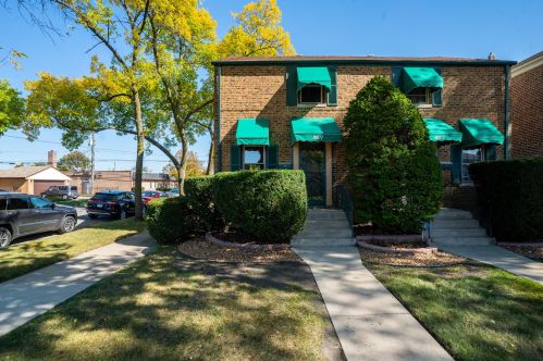 8003 Artesian Ave, Chicago IL 60652-2819 exterior