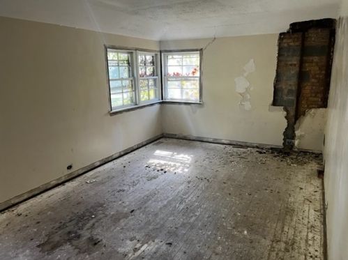 2116 19 Ave, Broadview IL 60153-1727 exterior