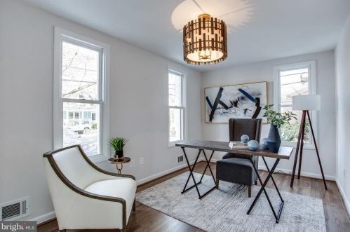 1875 Massachusetts Ave, Mc Lean VA  22101-4906 exterior