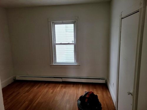 1258 Plainfield St, Providence RI 02909-4449 exterior