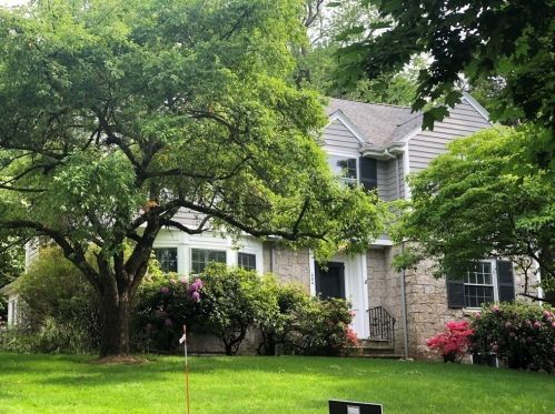 354 Otis St, Newton MA 02460-1817 exterior