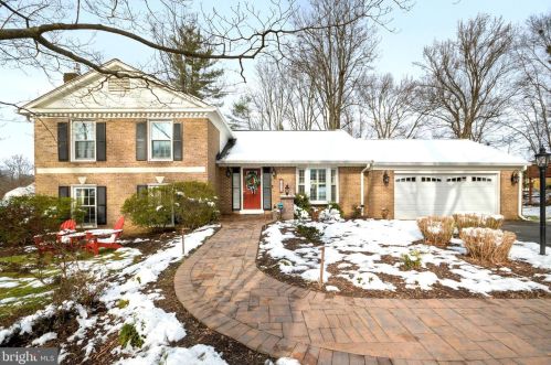 4721 Jasmine Dr, Rockville MD exterior