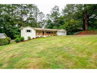 2332 Echo Cliff Ct, Atlanta, GA 30345-1909