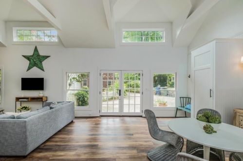 1308 Fairview Rd, Atlanta GA 30306-4612 exterior